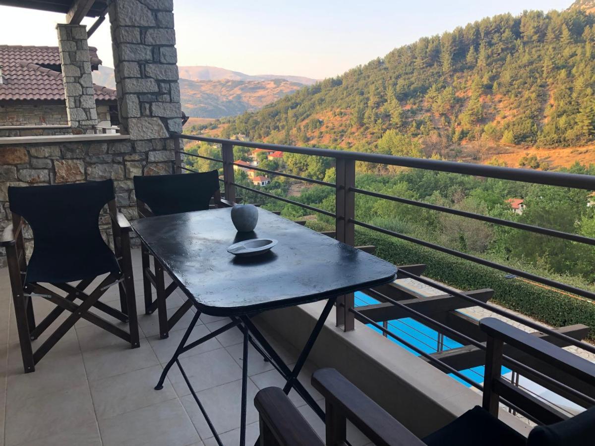 Luxurious Maisonette In The Countryside With A Pool Калаврита Екстериор снимка